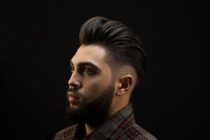 Стрижка помпадур в Харькове